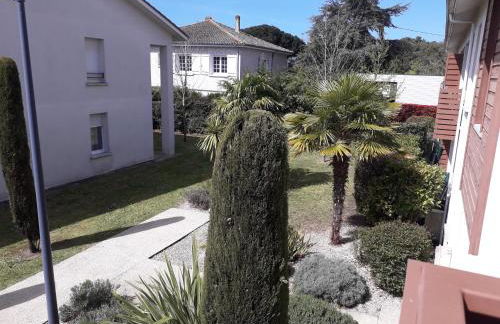 Bel Appartement en résidence avec Parking Privé - Photo 15