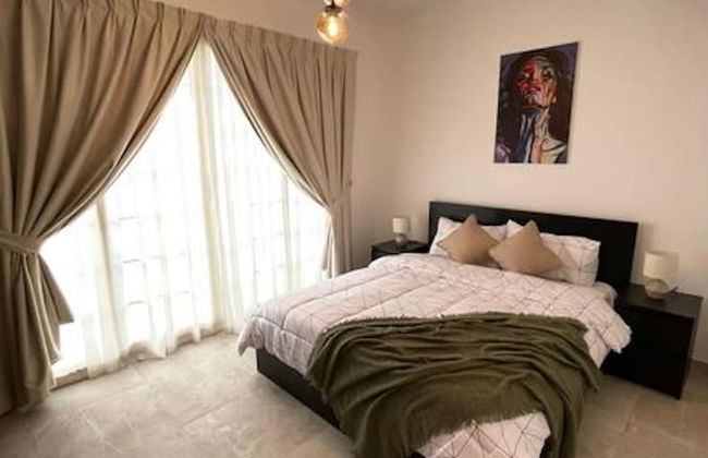 Luxury One Bed Apartment in Heart of Dubai - Photo 2