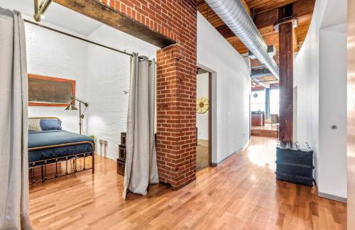 Holiday Magic Awaits-Host in STL DWTN Loft-6D - Foto 7