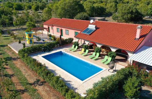 Villa Lujko - Foto 1