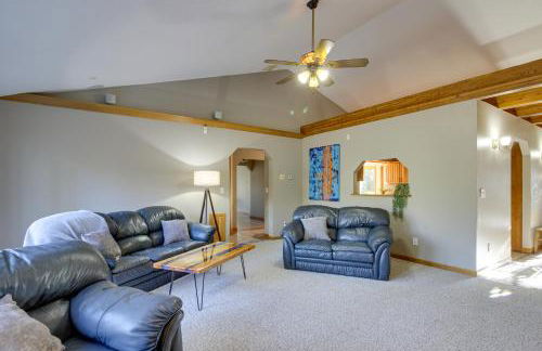 Peaceful Hibbing Getaway Heated Floors, Fire Pit! - Foto 5