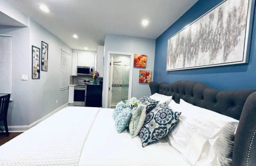 Downtown City Hall close by Kimmel Center Suite - Photo 26