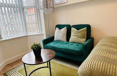 Luxury Private Room with Shared Bathroom and with its own Kitchenette in Halesowen R2 - Foto 19