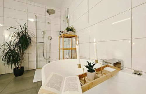 Kaiserin Sisi für bis zu 6 - Arbeitsplatz, Badewanne, Parkplatz, Waschmaschine - Foto 5