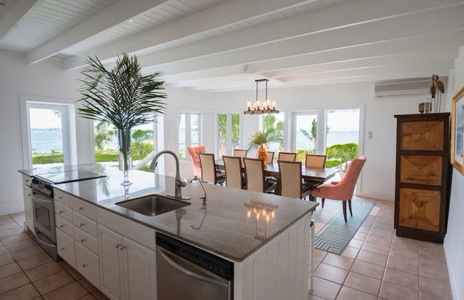 Middle Cay Estate 7 Bedroom Estate - Photo 12