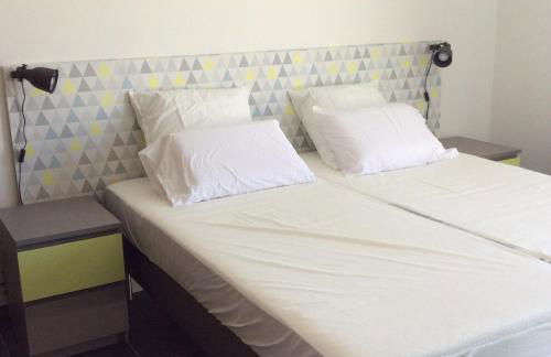 Rooftop du Lavandou - terrace and pool - Foto 10