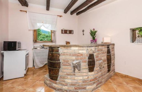 Stunning Home In Jurdani With Wifi - Photo 20