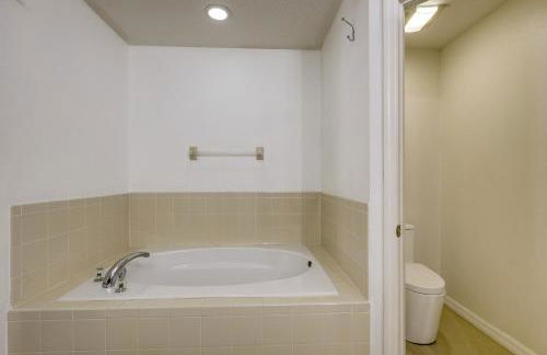 Family Retreat with Yard 17 Mi to Equestrian Center - Foto 13