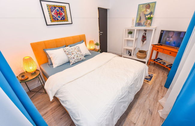 Parliament & River View Apartments - Photo 19