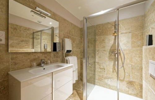 Appartements Pied à Terre, haut standing avec cuisine équipée et terrasse / Groupe HRM - Foto 22