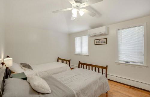 Lake Carmel Access Waterfront Home with Deck! - Foto 20