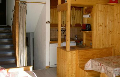 Les Menuires Résidence Brelin Skis aux pieds - Foto 9