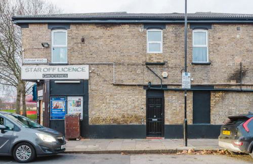 Modern Cosy Corner Flat 3 bed and loft sleep 7 people - Foto 24