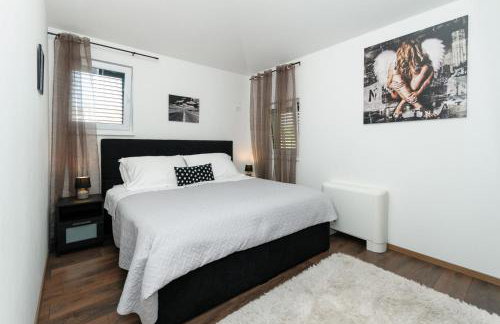 Villa Marta Luxury House with Heated Pool - Foto 20