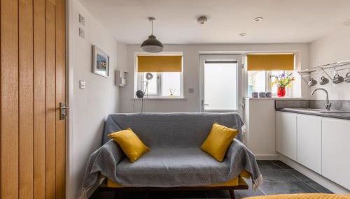 Sea Whispers at Porthleven - Foto 2