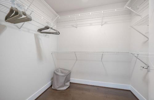 Perch - Modern Seattle Retreat w/ AC, Garage & Decks - Foto 45