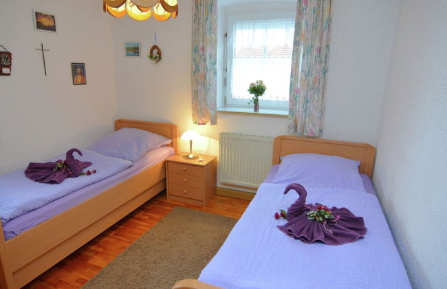 Schones Ferienhaus mit Grossem Garten bei Stadlern - Foto 2