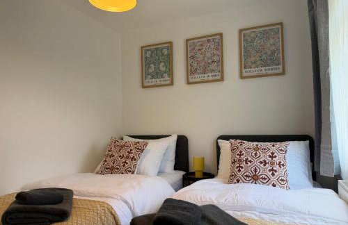 Gatwick 2 Bed Apartments Free Parking - Foto 39