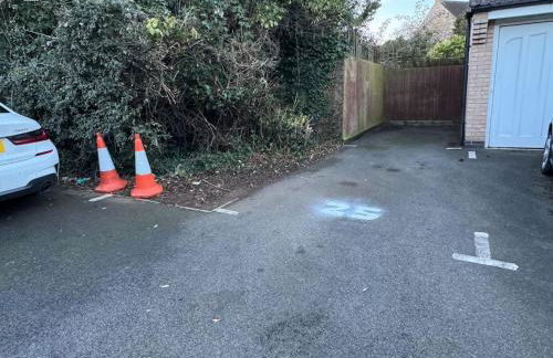 Modern TownHouse - 3 bed 2.5 bath 2 Private Gated Parking - Photo 31