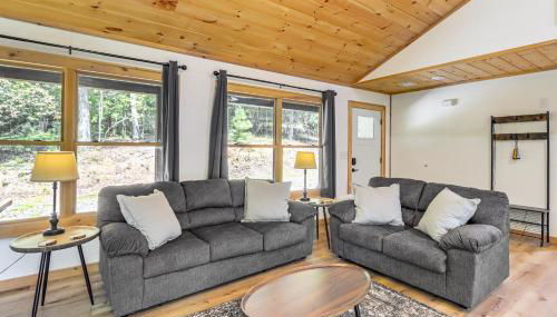 McCaysville Cabin Fire Pit, BBQ and More! - Foto 4