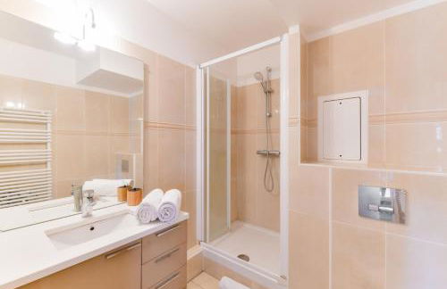 EXIGEHOME-Comme une maison avec jardin et parking privé - Foto 6