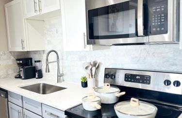 Homey 1BR Getaway Near Trails & Local Shops - Foto 11