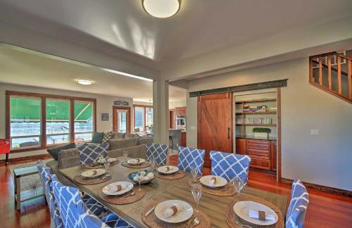 Lake Lovers Oasis Hot Tub and Mt Rainier View! - Foto 7