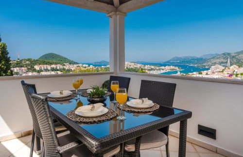PANORAMIC VIEW apartment - Photo 9