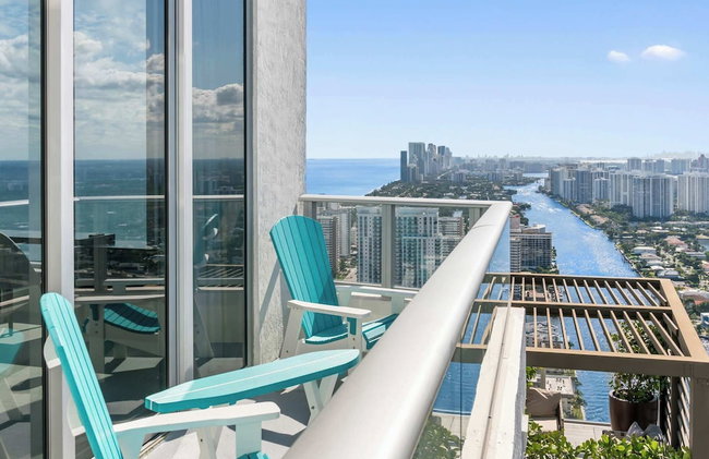 2BR Ocean Penthouse - Private Terrace & Hot Tub - Foto 57