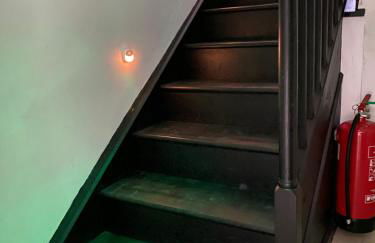 The Attic Apartment, Quay Street Studios Cardigan - Foto 22