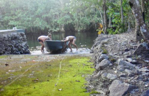 Casa Enorme para 12 pessoas, 4 suites e um fundo com 18mil metros de mata e um pier no rio que sai para o mar-Internet 100MB - Photo 37