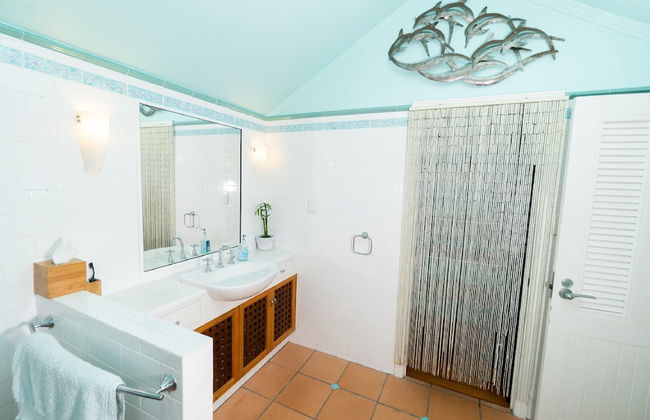 Beach House Cairns - Photo 16