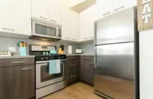 Charming 3 Bedroom Apartment with Pool Near San Diego Convention Center - Foto 29