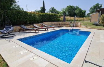 Sunny Garden Villa with Pool - Foto 10