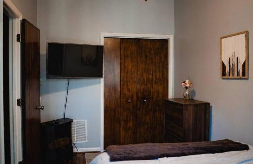 Serene & Cozy - Peaceful View - Fireplace - Creek - Foto 43