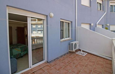 Apartamento con terraza y piscina - Marcomar Albert Villas - Photo 10