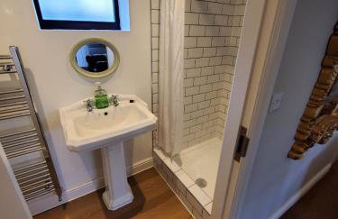 The Golden Ball Cottages - Foto 13