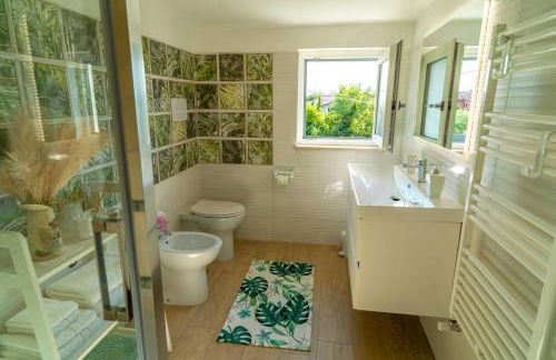 Villa Romantica con Bosco sulla Strada dei Vini - Photo 18