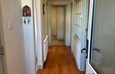 2 BDR Ground Floor Flat By Guest Nest Management - East Preston - 2 Min Walk To Beach - Foto 10