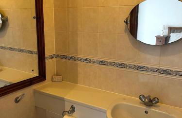 Westward Ho! Oceanview Getaway with Parking - Foto 20