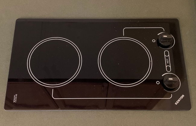 Affluent Guest House - Photo 5