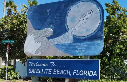 SAND CASTLE-Fun For Big Groups-Walk to Beach, Heated Pool, Lanai - Foto 30