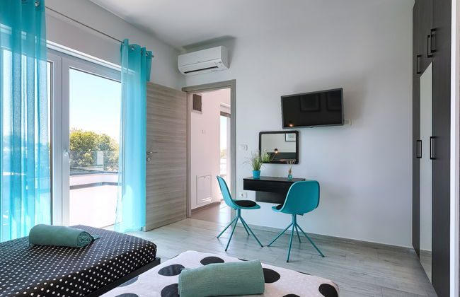 Ella Premantura - Foto 23