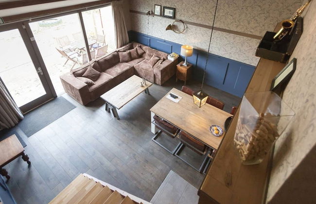 Elegant Holiday Home With Horssen With Terrace - Photo 5