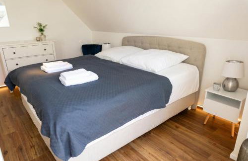 2 Schlafzimmer, Offene Küche, Balkon und Terrasse - moderne 90qm in ruhiger, zentraler Lage - nur 500m bis zum Strand - Foto 10