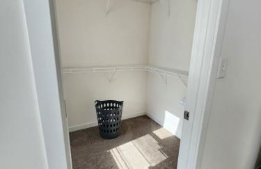 Spacious 2 bedroom/2.5 bathroom Townhome - Foto 22