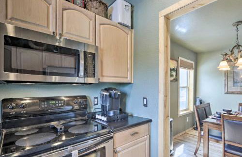 Fire Pit and Game Room Heber-Overgaard Cabin! - Foto 9