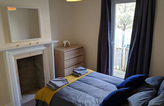 Pavilion House - Photo 9