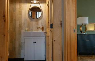 Arch Fun Cabin - Modern Cabin with Hot Tub, Games & Views - Foto 64