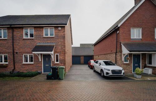 3 Bed House Business Sleeps 5 Location Wifi - Foto 24